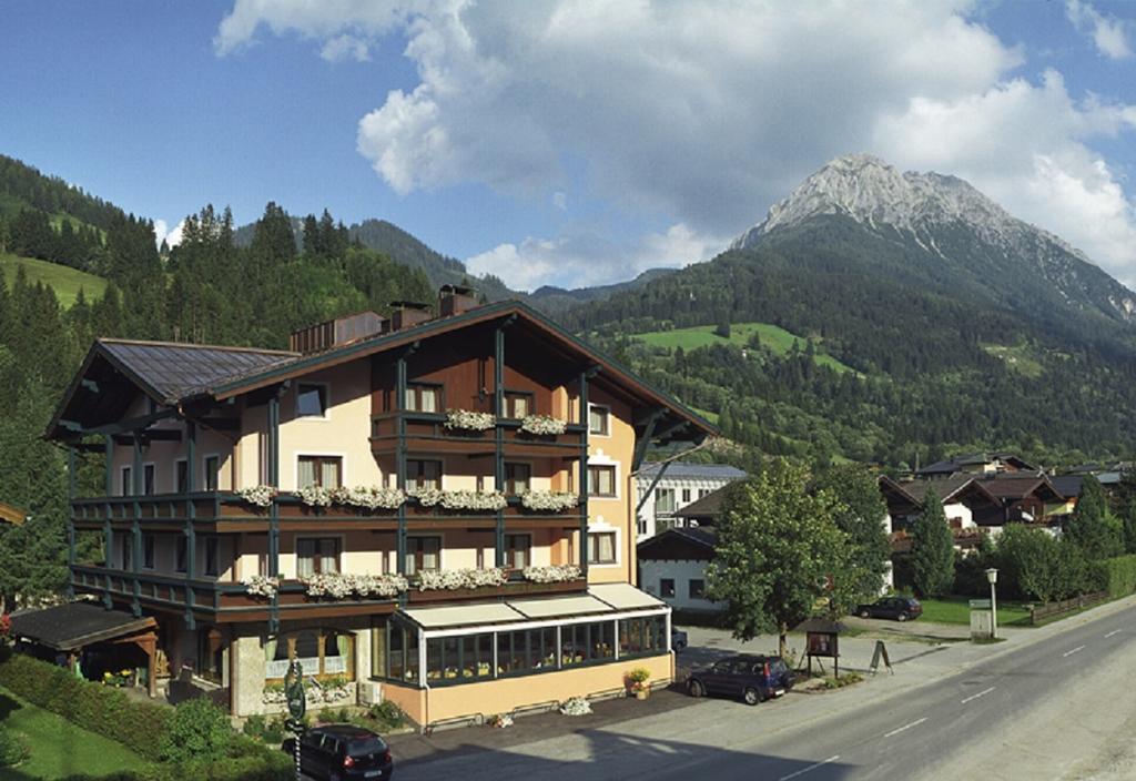 Hotel Alpina Kleinarl Buitenkant foto